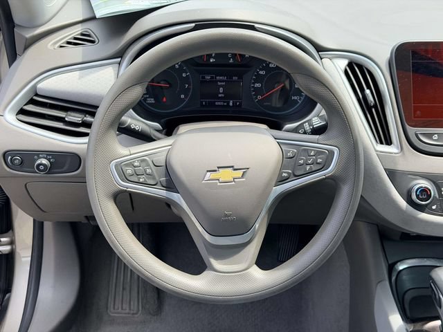 Used 2022 Chevrolet Malibu LT FWD image 18