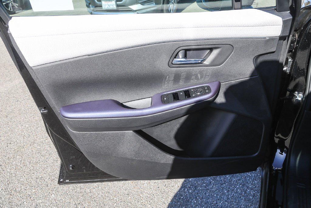 New 2026 Nissan Leaf SV+ w/ Floor Mat Package (SV+) FWD image 21