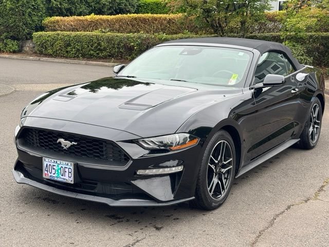 Used 2022 Ford Mustang Premium RWD image 3