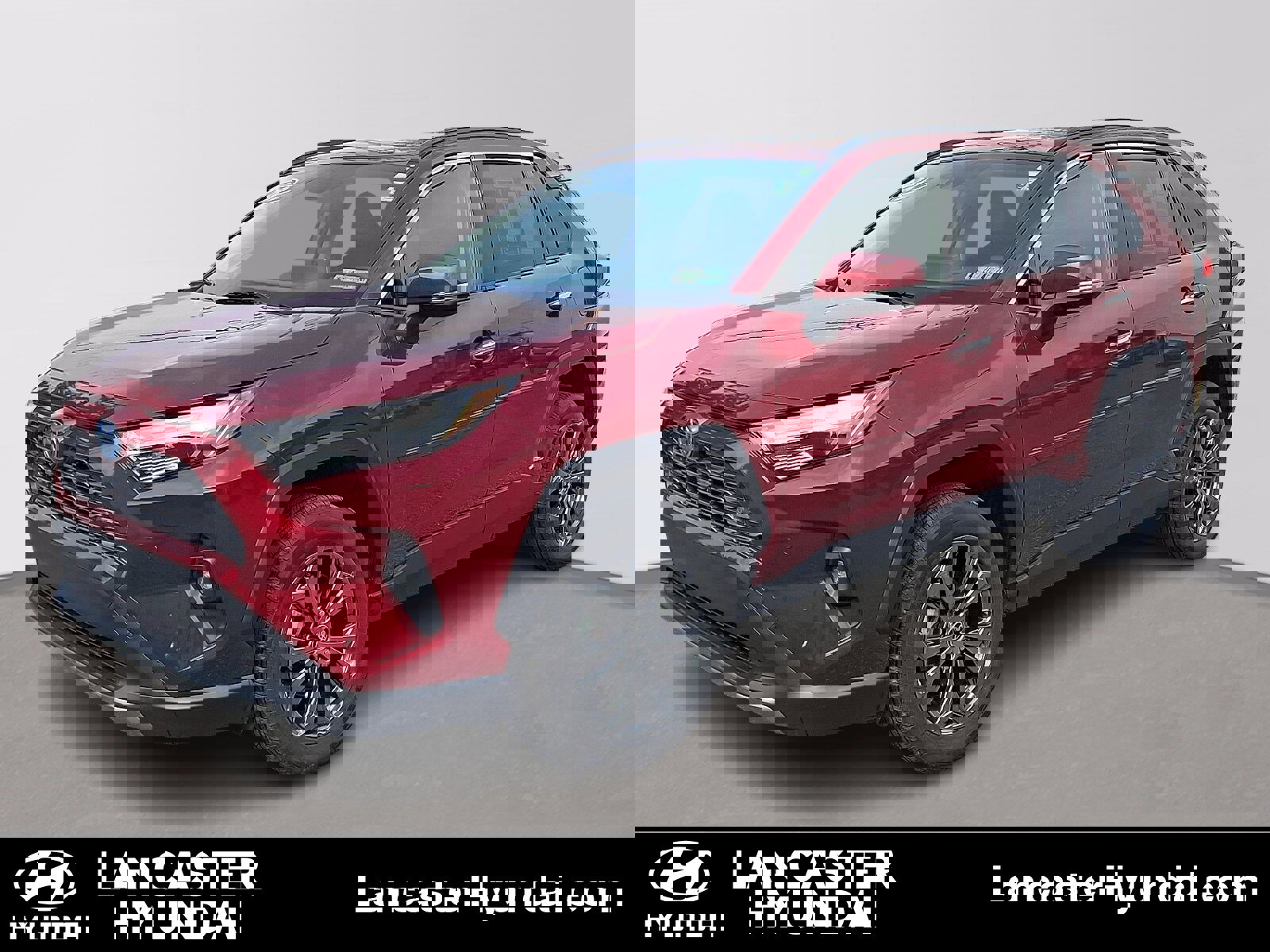 Used 2022 Toyota RAV4 Limited image 1
