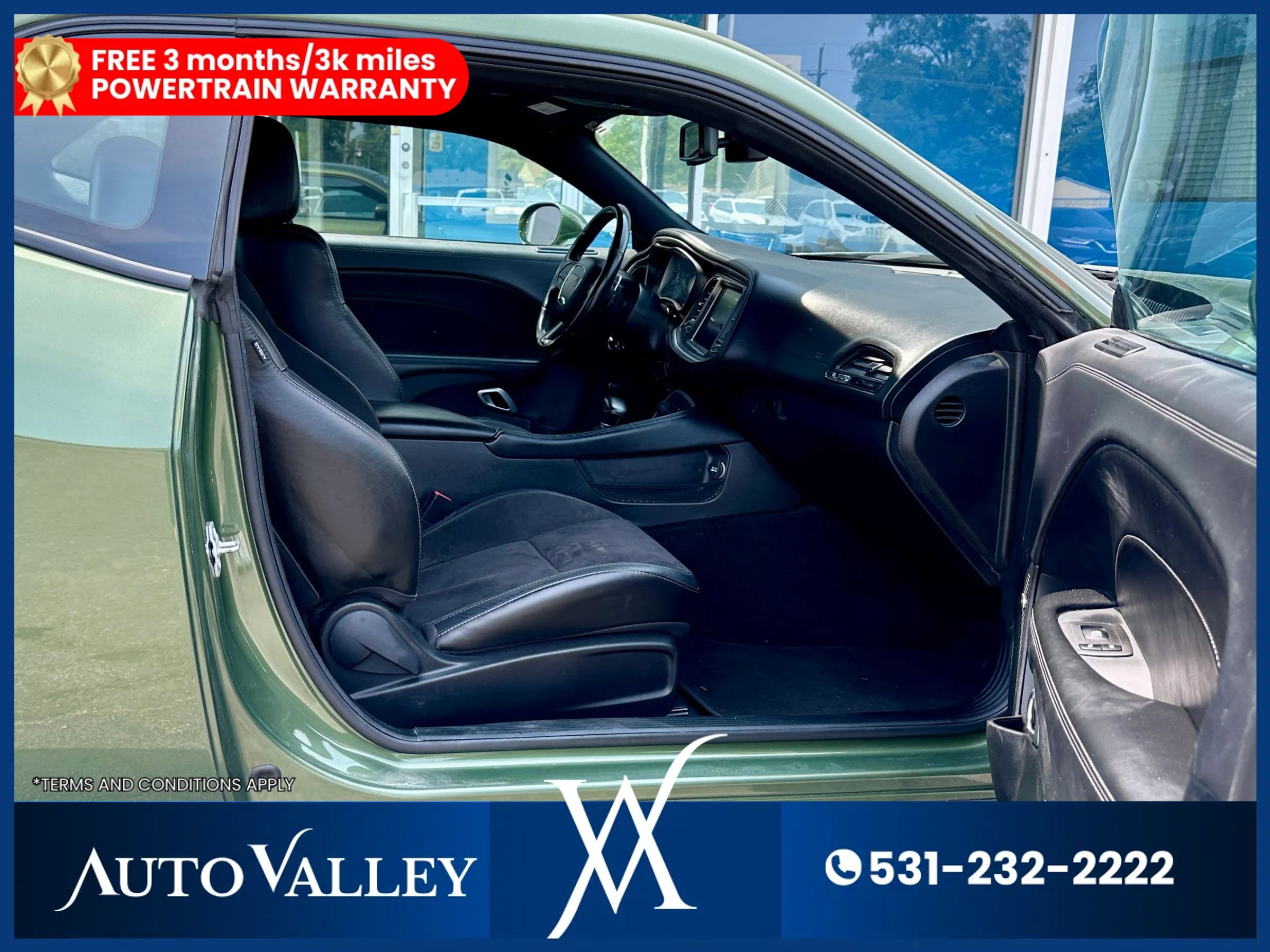 Used 2022 Dodge Challenger R/T w/ Plus Package image 18