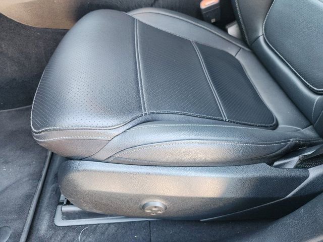 Used 2024 Mercedes-Benz GLC 300 4MATIC image 26