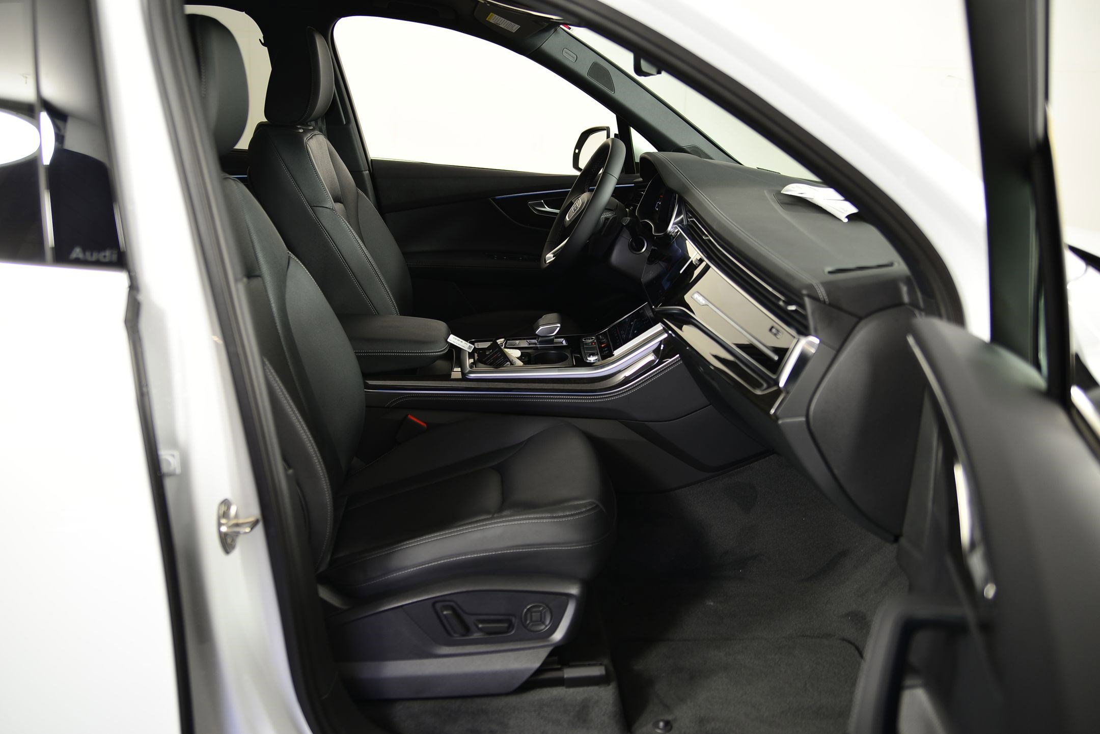New 2025 Audi Q7 3.0T Premium Plus image 17