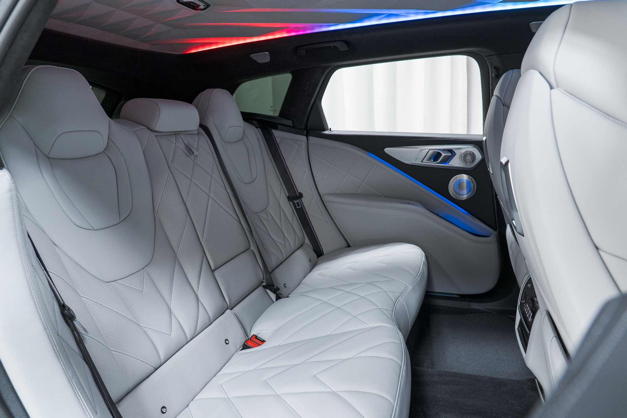 New 2026 BMW XM Label Red image 32