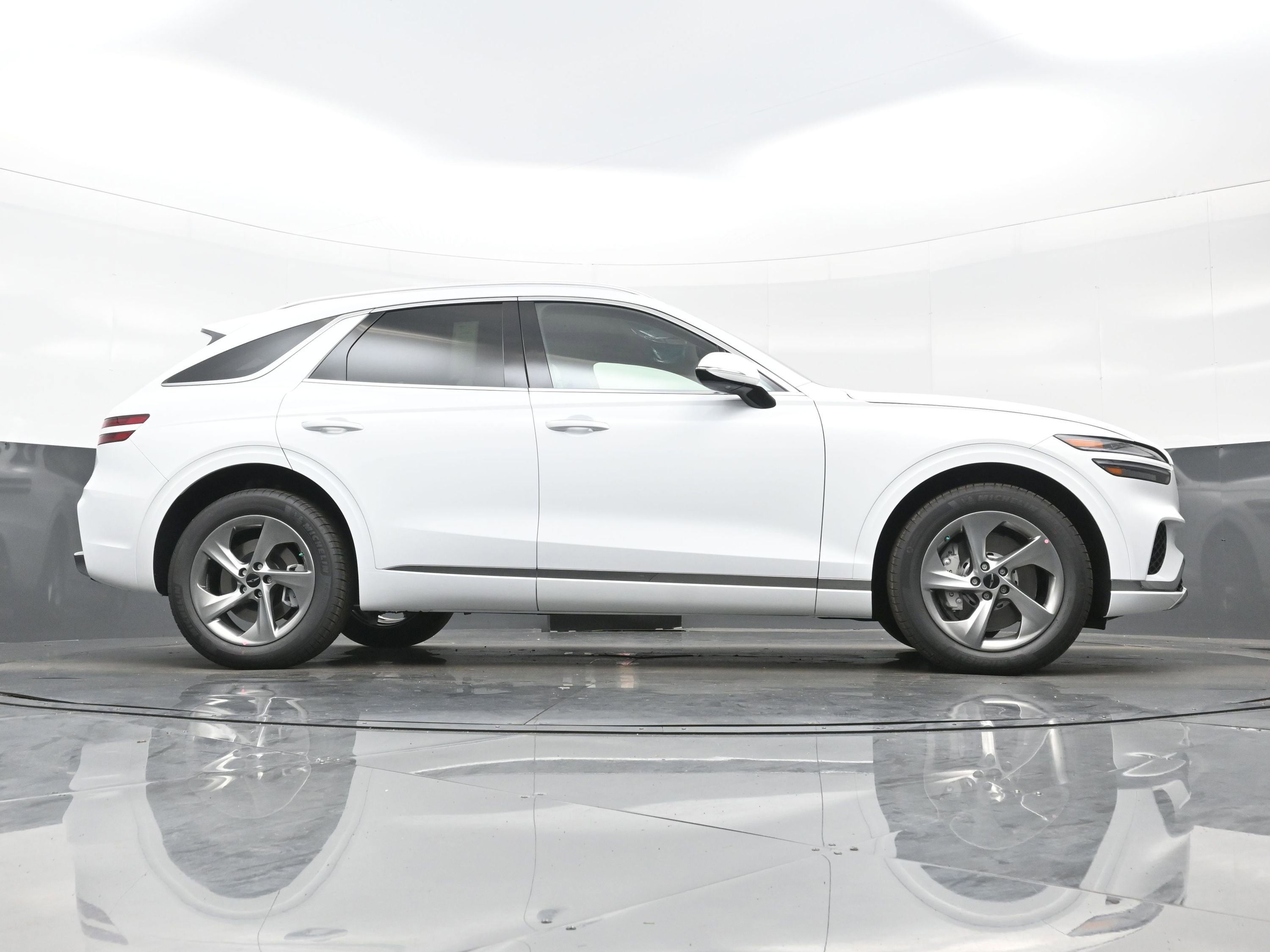 New 2026 Genesis GV70 2.5T Select image 18