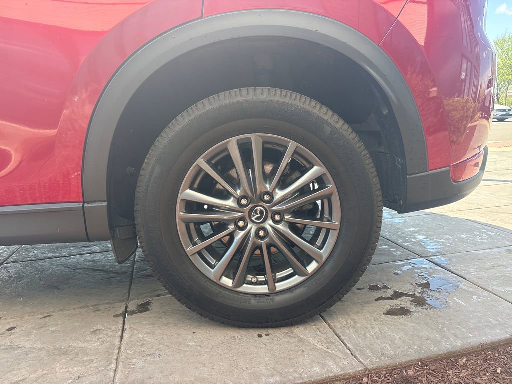 Used 2018 MAZDA CX-5 Touring image 10