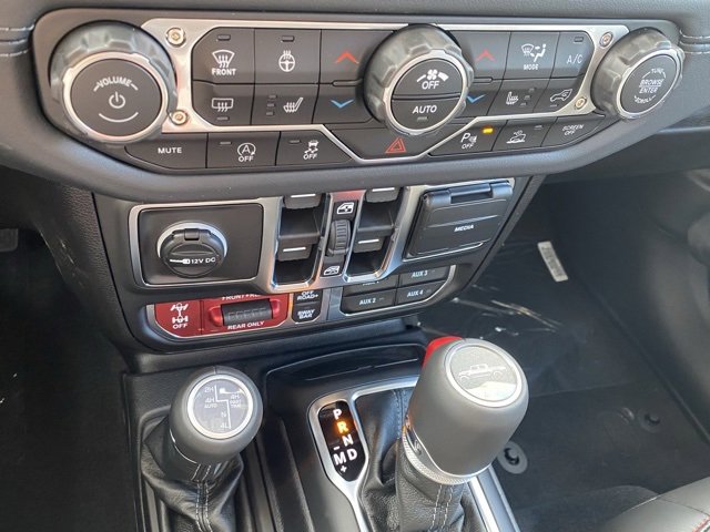 New 2025 Jeep Gladiator Rubicon image 23