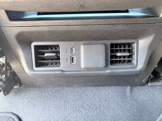 Used 2024 GMC Sierra 1500 SLT image 25