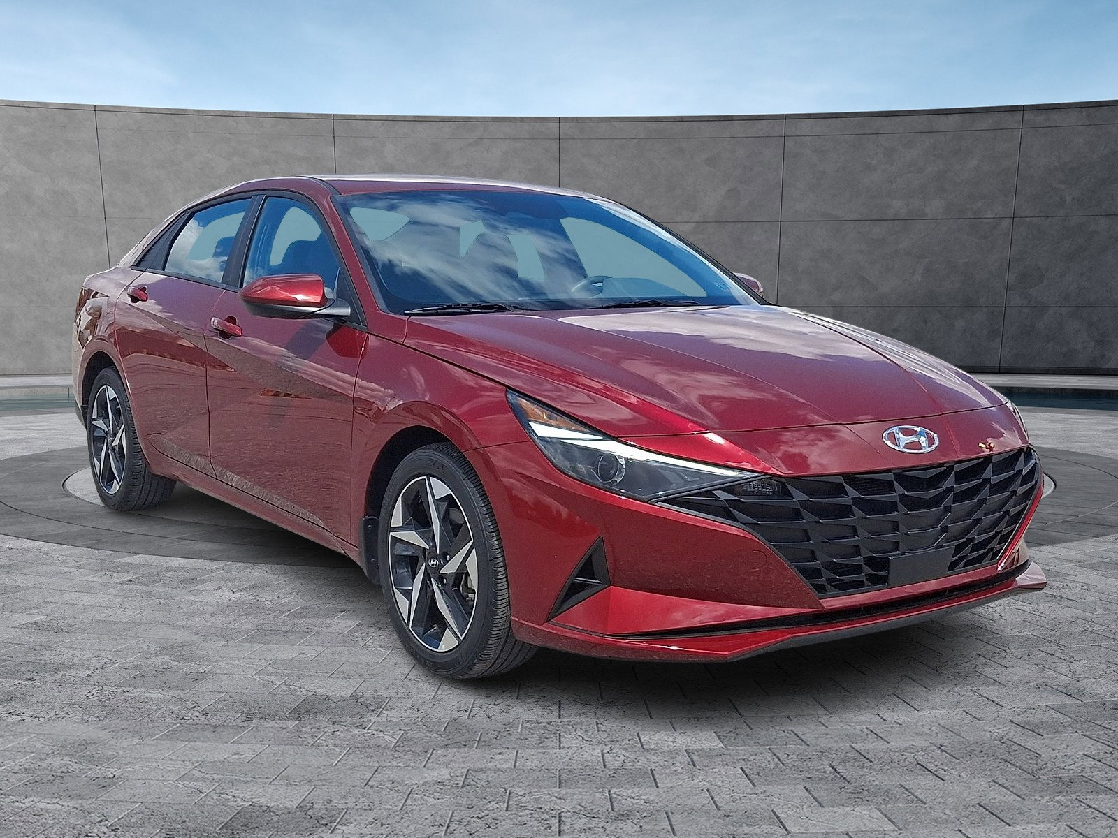 Certified 2023 Hyundai Elantra SEL w/ Convenience Package FWD image 2