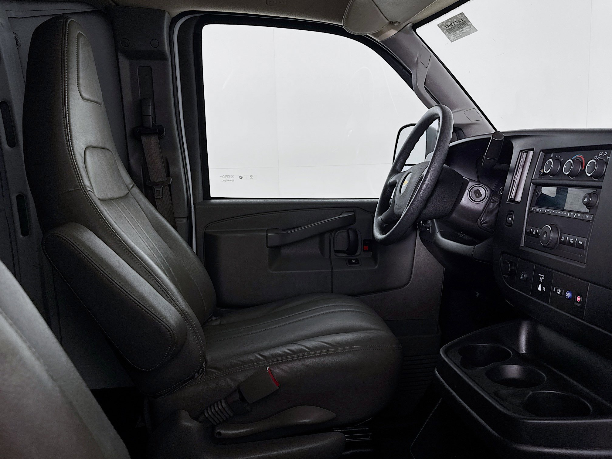 Used 2022 Chevrolet Express 2500 Work Van image 20