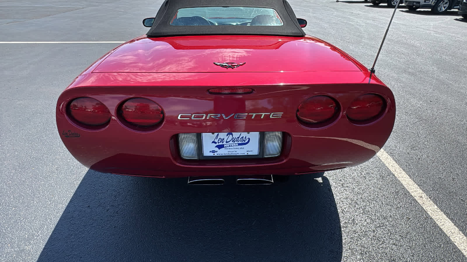 Used 2001 Chevrolet Corvette Convertible w/ Preferred Equipment Group2 RWD image 27