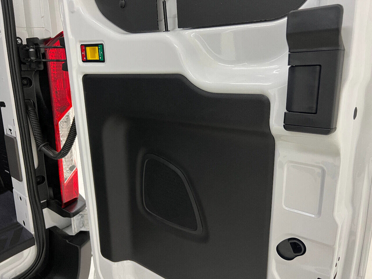 Used 2022 Ford E-Transit Medium Roof w/ Load Area Protection Package RWD image 62