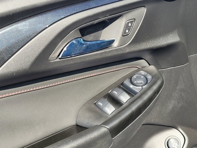Certified 2023 Chevrolet TrailBlazer RS w/ Sun and Liftgate Package FWD image 15