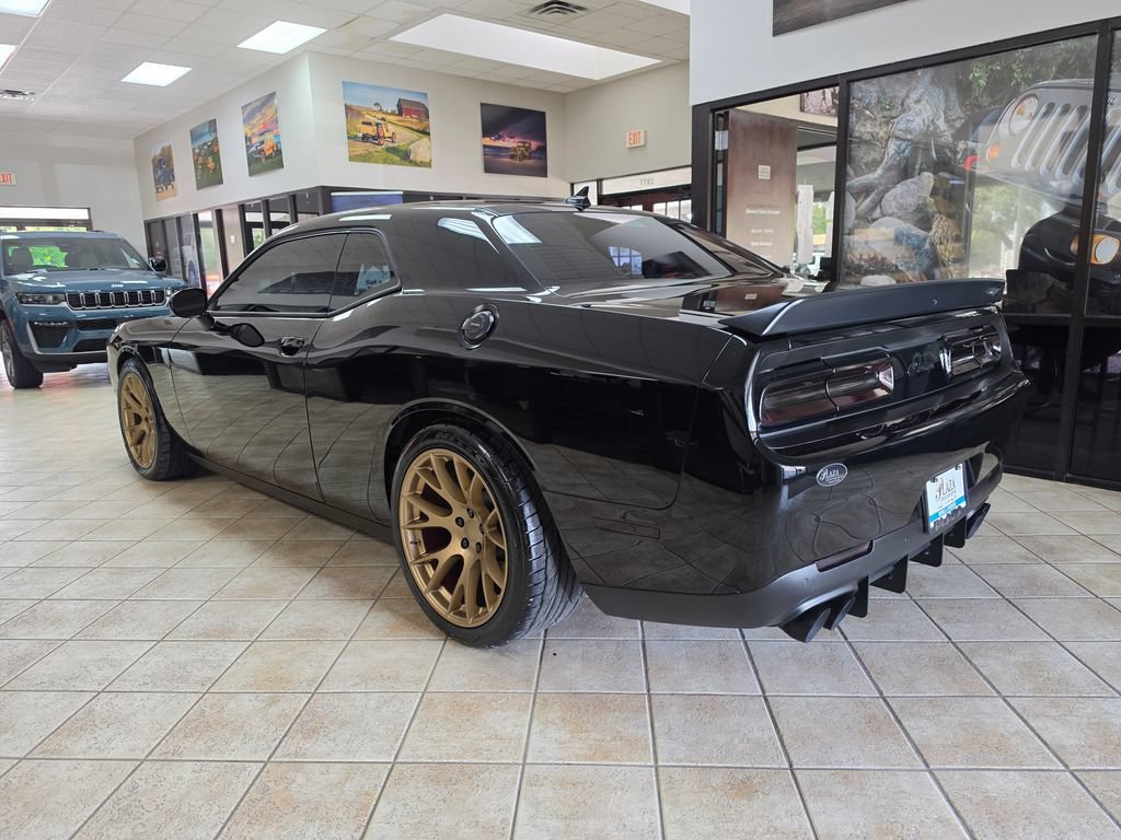 Used 2019 Dodge Challenger SRT Hellcat Redeye RWD image 5