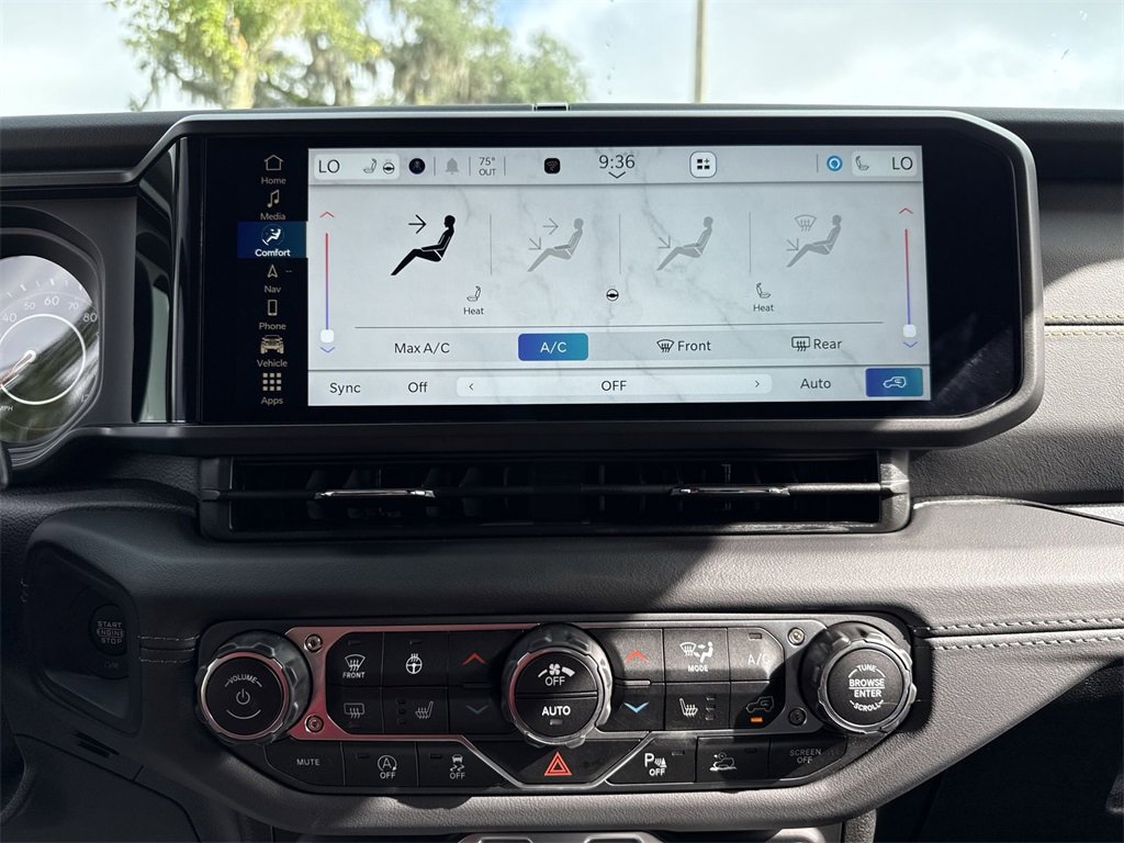 New 2025 Jeep Wrangler Sahara image 21