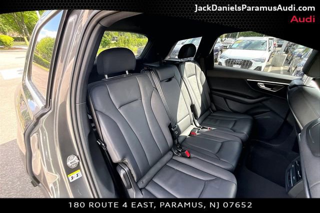 Used 2023 Audi Q7 2.0T Premium w/ Convenience Package AWD/4WD image 19