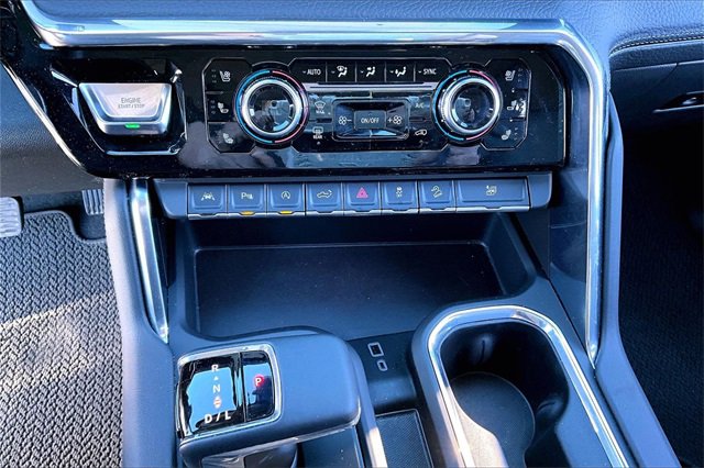 Used 2024 GMC Sierra 1500 Denali w/ Technology Package image 17