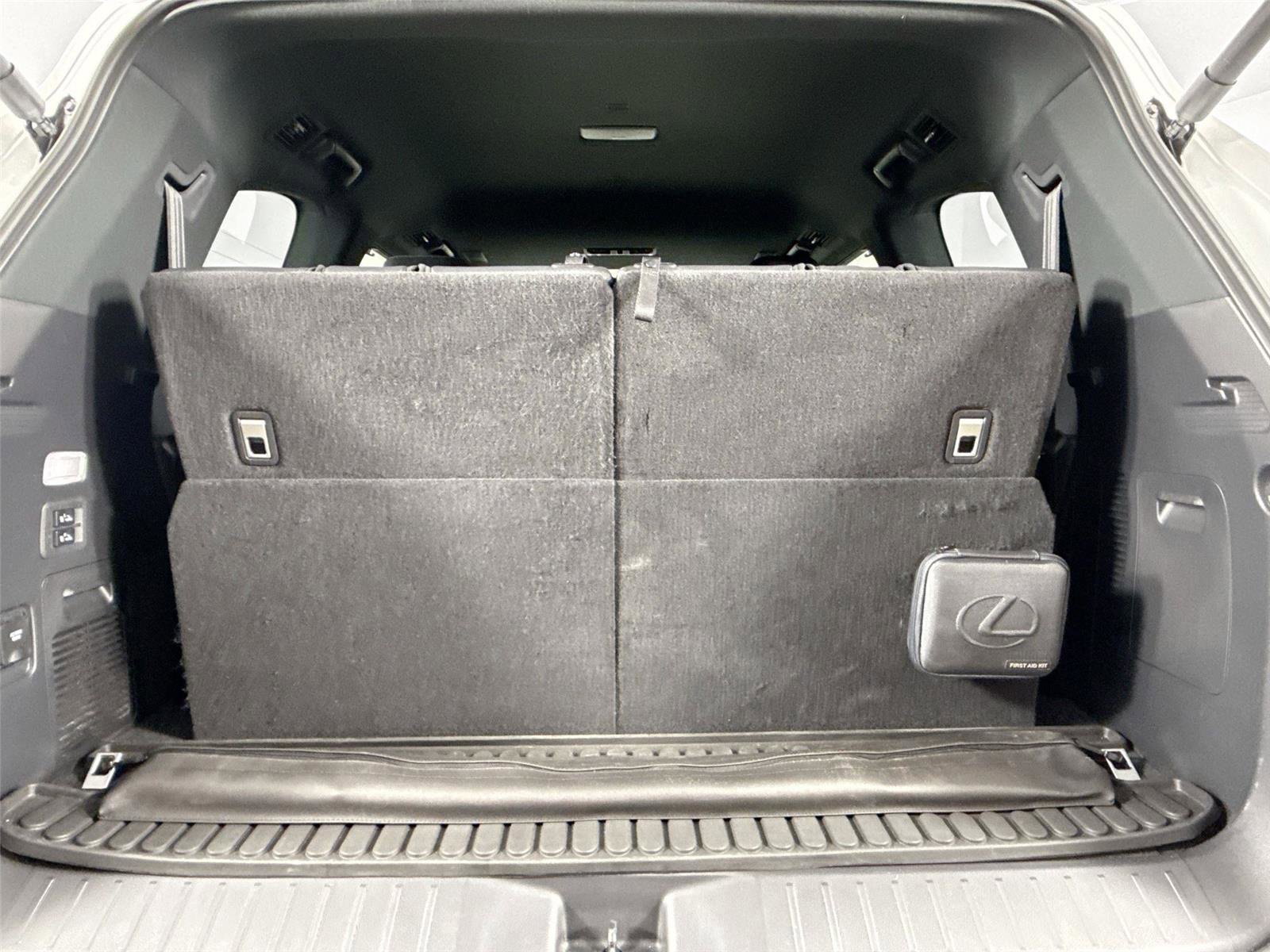 Used 2024 Lexus LX 600 F Sport image 40