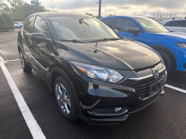 Used 2017 Honda HR-V EX image 4