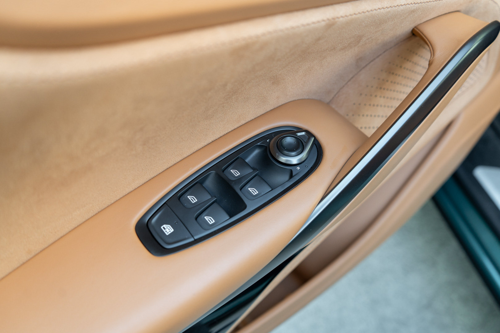 Used 2023 Aston Martin DBX 707 AWD/4WD image 14
