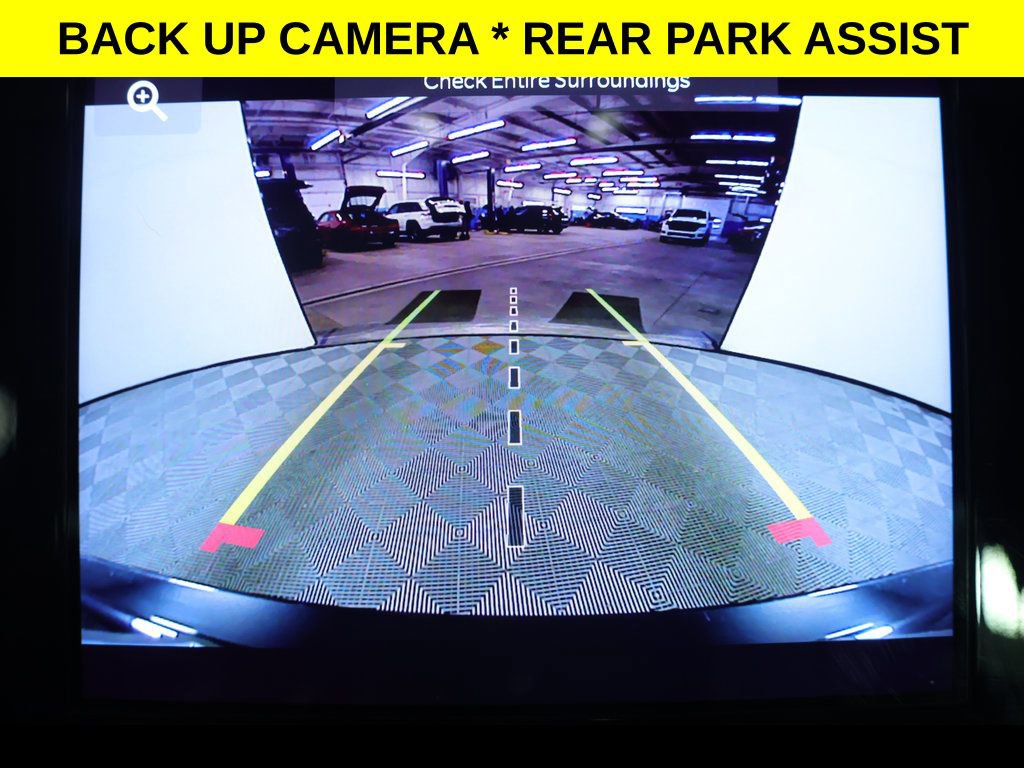 Used 2023 Jeep Grand Cherokee Altitude image 10