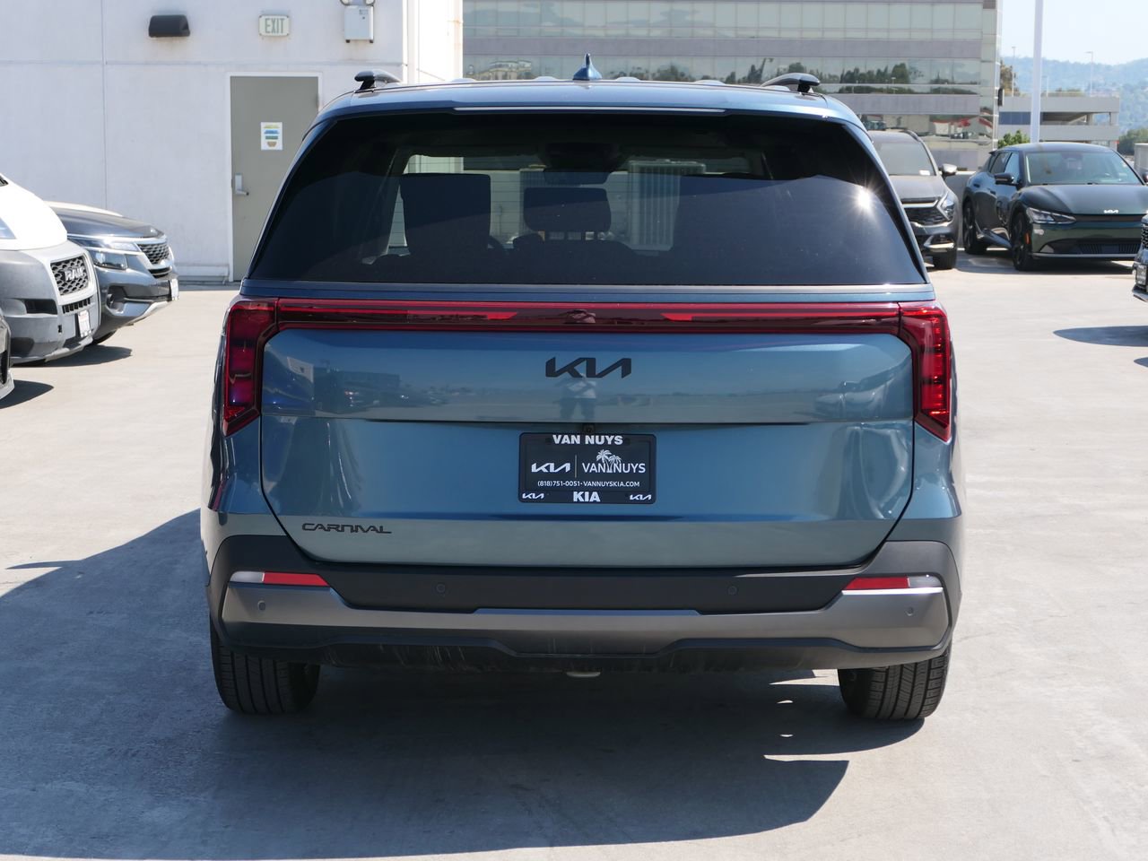 New 2026 Kia Carnival SX w/ SX Dark Edition Package image 5