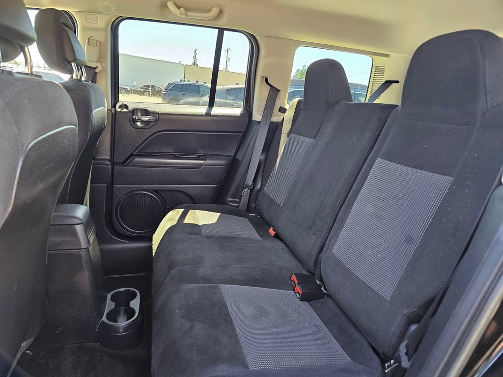 Used 2015 Jeep Patriot Sport w/ Power Value Group AWD/4WD image 17