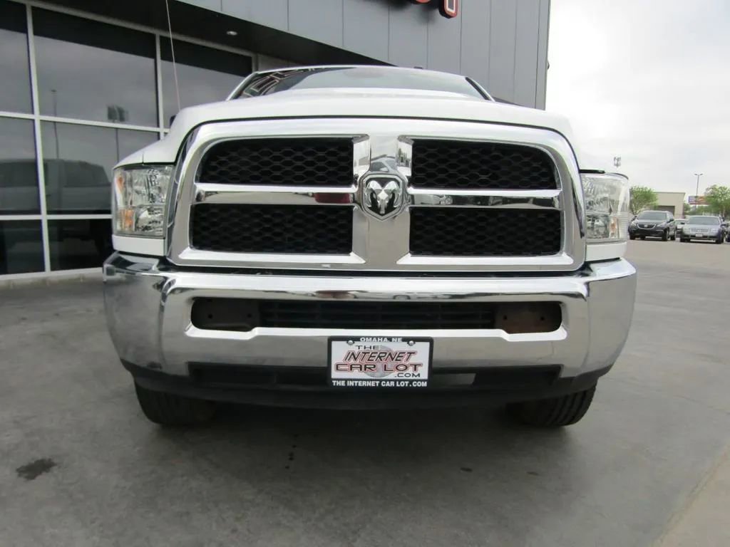 Used 2015 RAM 2500 SLT image 2