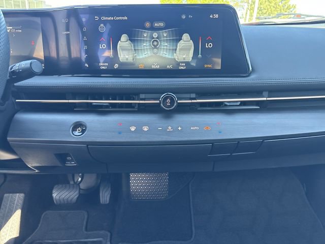 Used 2024 Nissan Ariya AWD image 26
