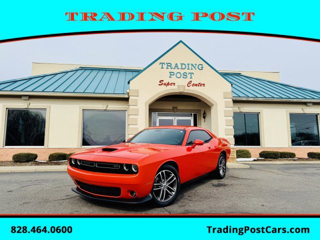 Used 2019 Dodge Challenger GT image 1