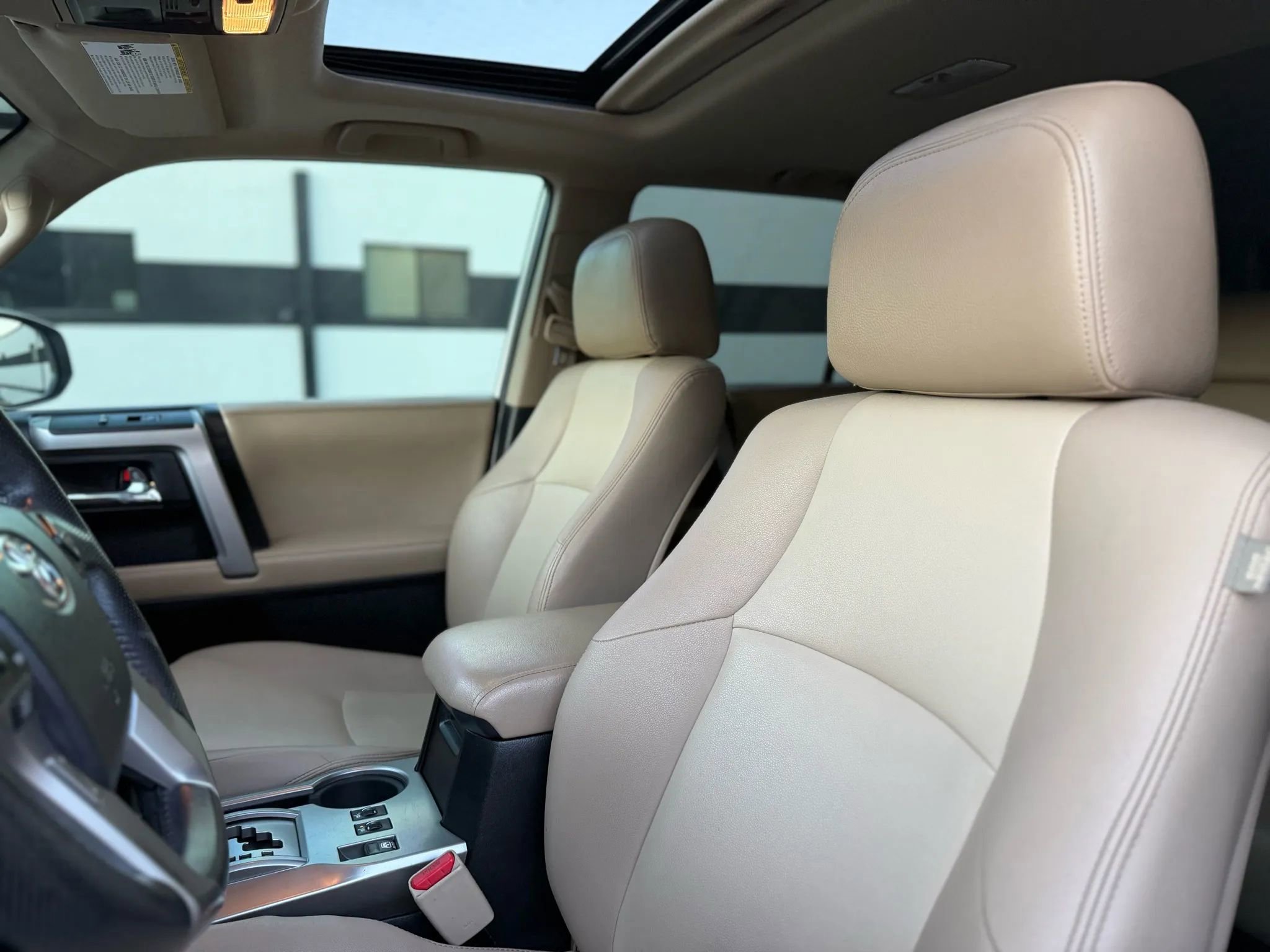 Used 2014 Toyota 4Runner SR5 Premium image 14