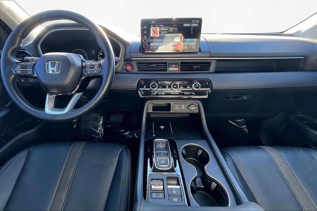 Certified 2025 Honda Pilot EX-L image 7