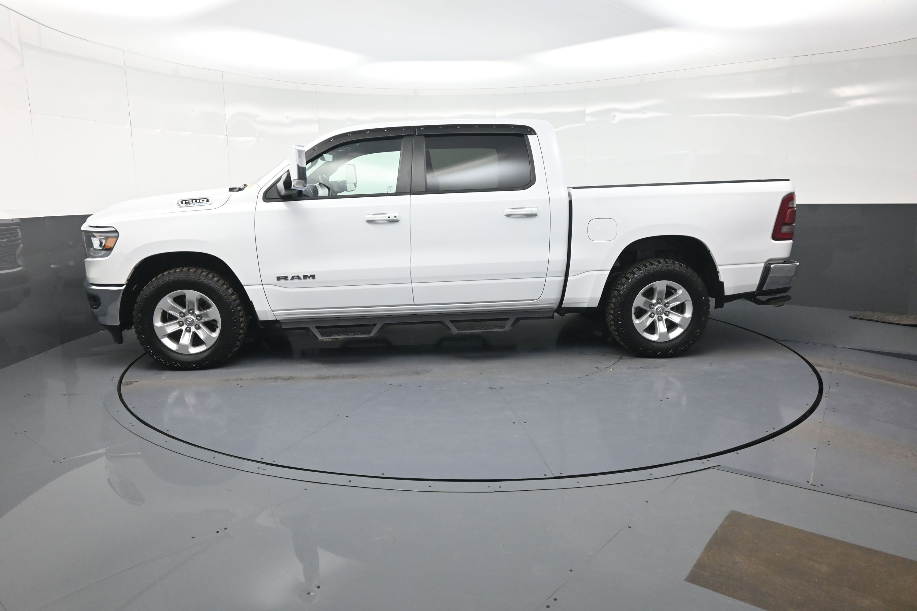 Used 2023 RAM 1500 Laramie image 6