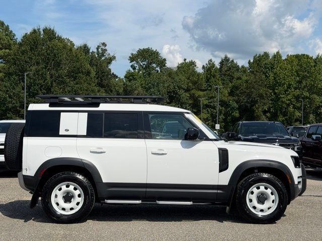 Used 2023 Land Rover Defender 110 S AWD/4WD image 7