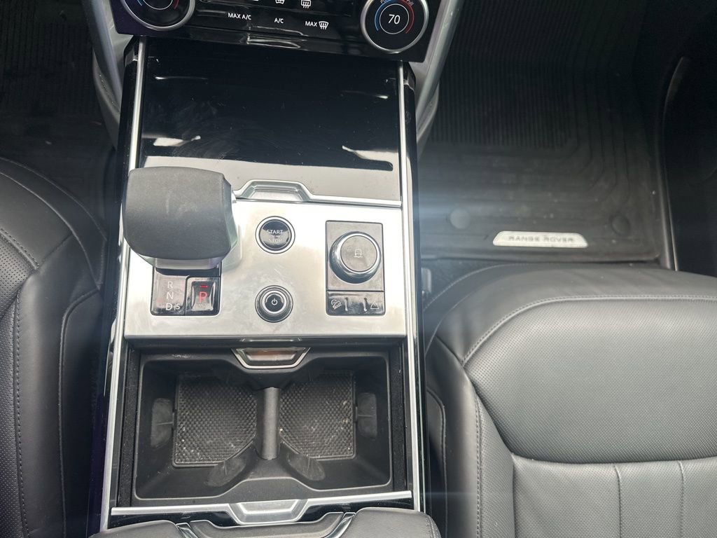 Used 2023 Land Rover Range Rover SE image 22