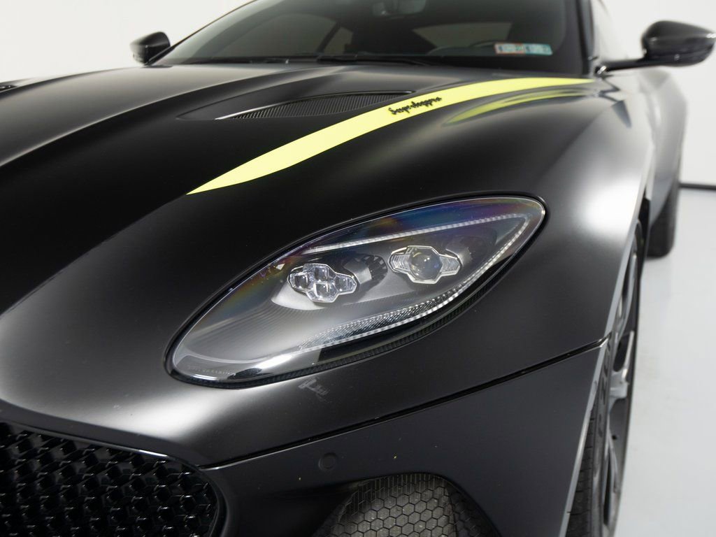 Used 2022 Aston Martin DBS Superleggera image 38