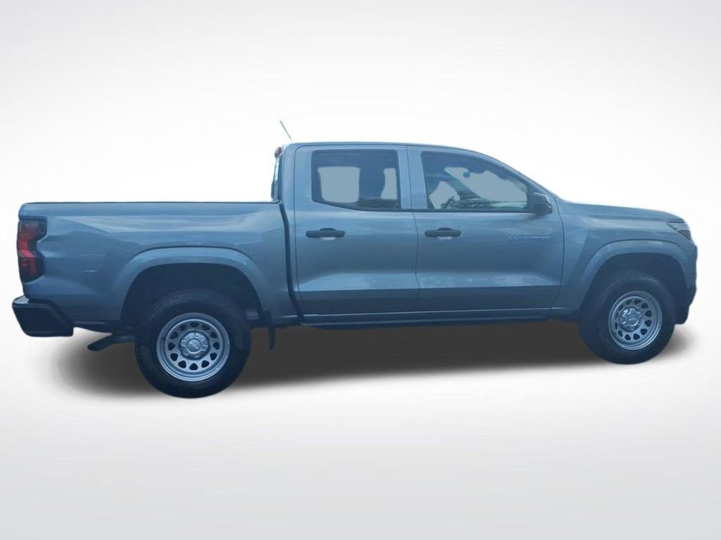 Used 2025 Chevrolet Colorado W/T image 7
