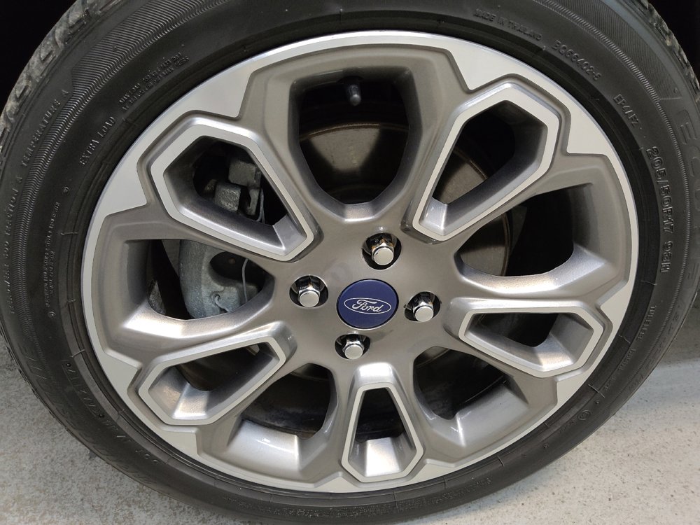 Used 2018 Ford EcoSport Titanium w/ Titanium Cold Weather Package AWD/4WD image 31