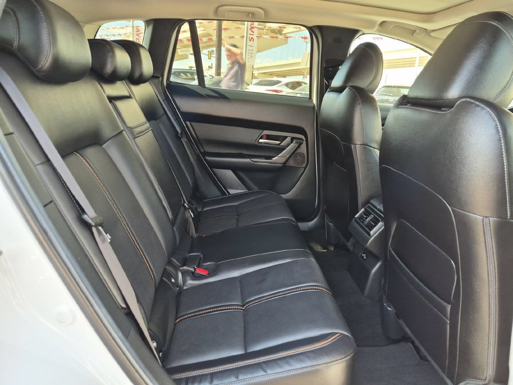 Used 2025 MAZDA CX-50 AWD 2.5 S w/ Premium Plus Pkg image 30