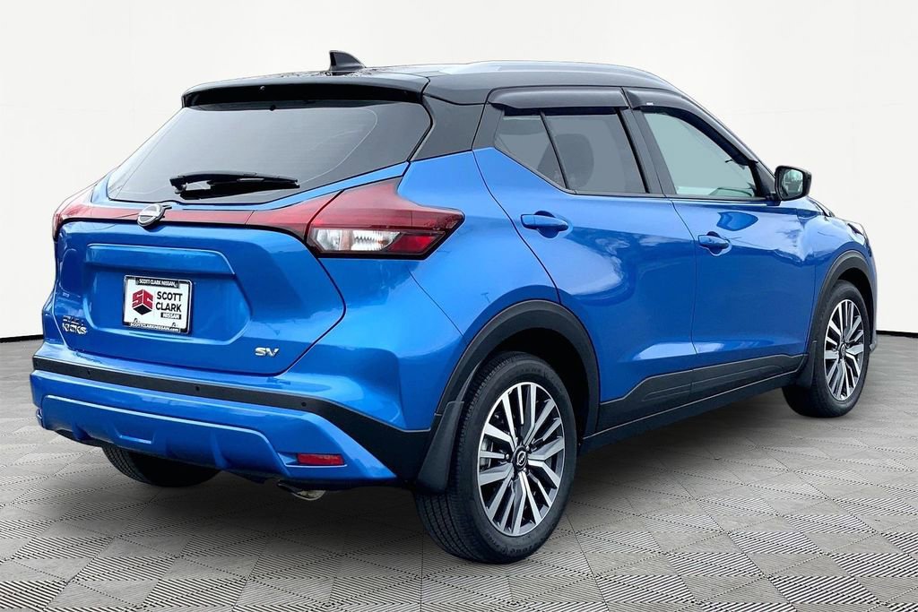 Used 2023 Nissan Kicks SV image 5