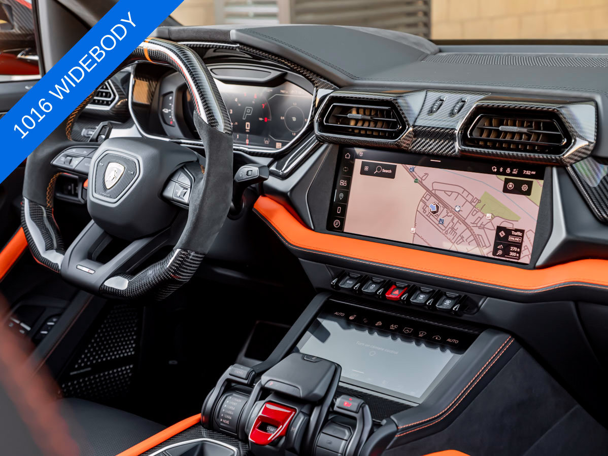 Used 2025 Lamborghini Urus SE AWD/4WD image 34