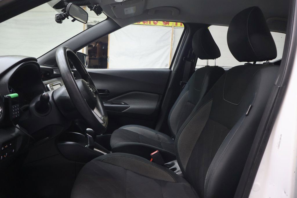 Used 2020 Nissan Kicks S image 16