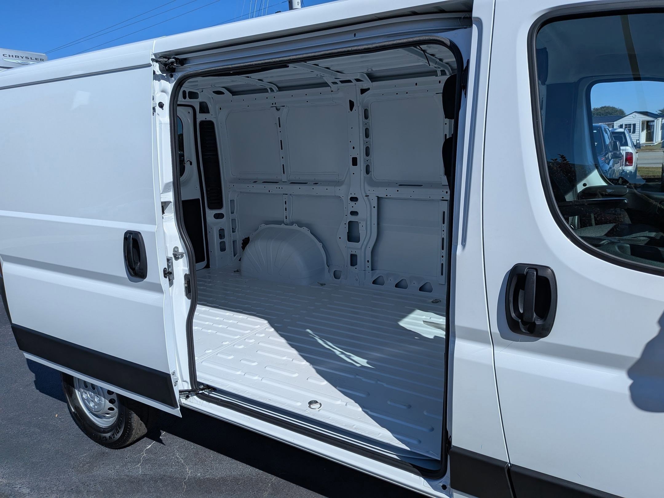 New 2026 RAM ProMaster 1500 w/ Convenience Group FWD image 26