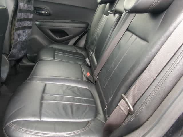 Used 2019 Chevrolet Trax LT w/ LT Convenience Package AWD/4WD image 19