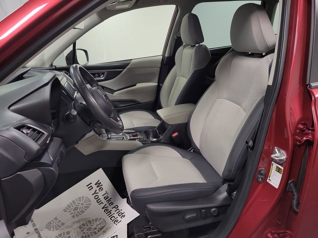 Used 2023 Subaru Forester Premium image 13