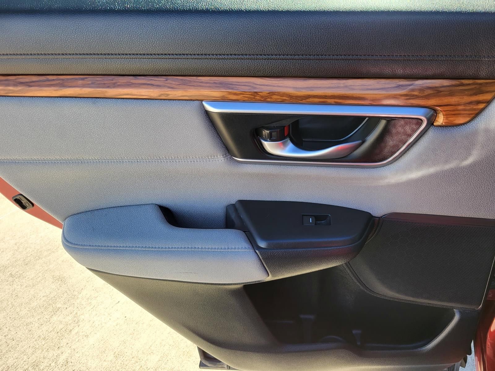 Used 2021 Honda CR-V EX image 18