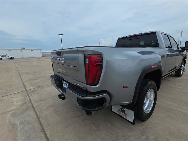 Used 2026 GMC Sierra 3500 Denali w/ Denali Reserve Package AWD/4WD image 8