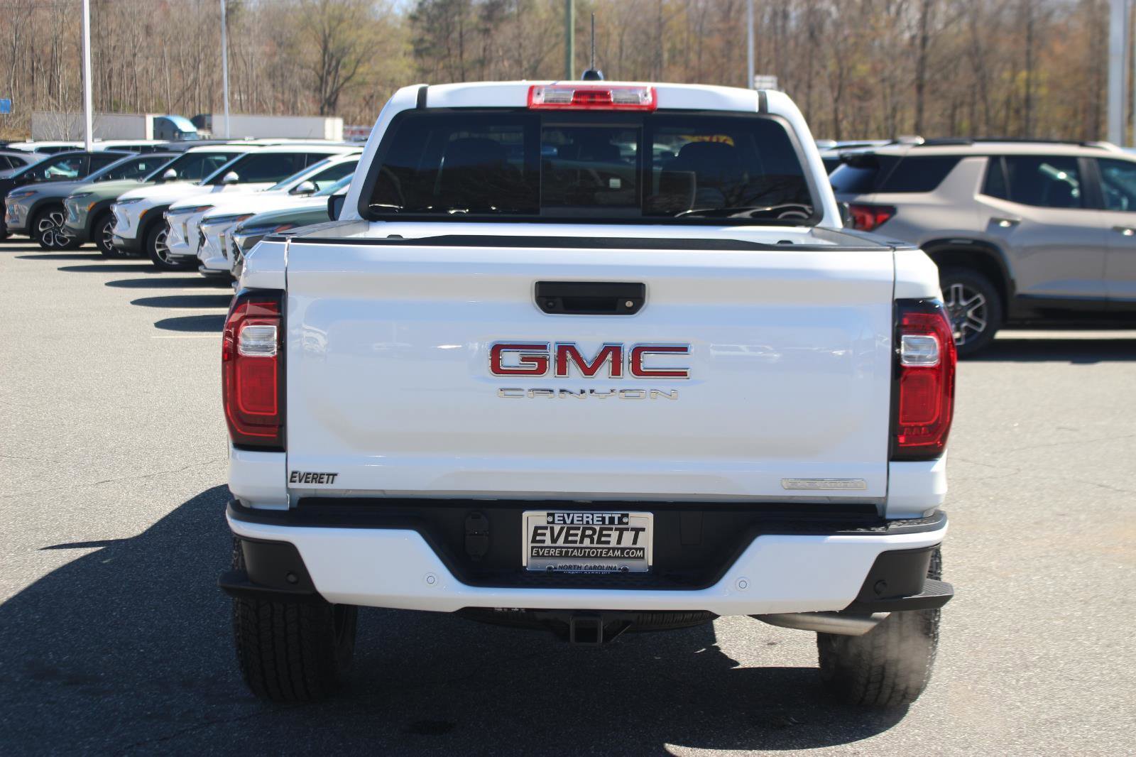 Used 2025 GMC Canyon Elevation w/ Convenience Package image 6