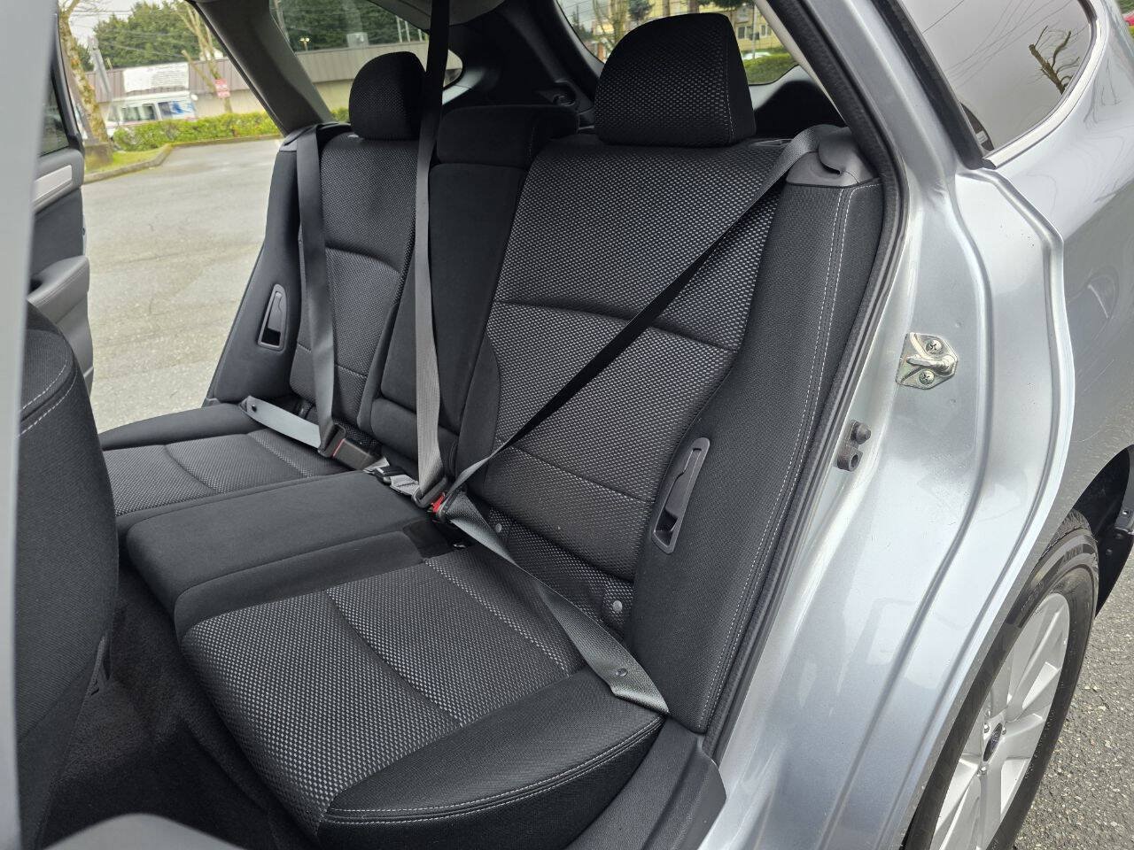 Used 2016 Subaru Outback 2.5i Premium AWD/4WD image 38