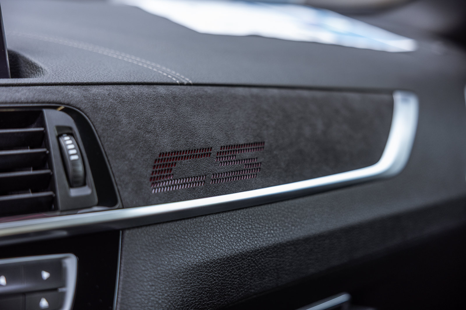 Used 2020 BMW M2 CS RWD image 18